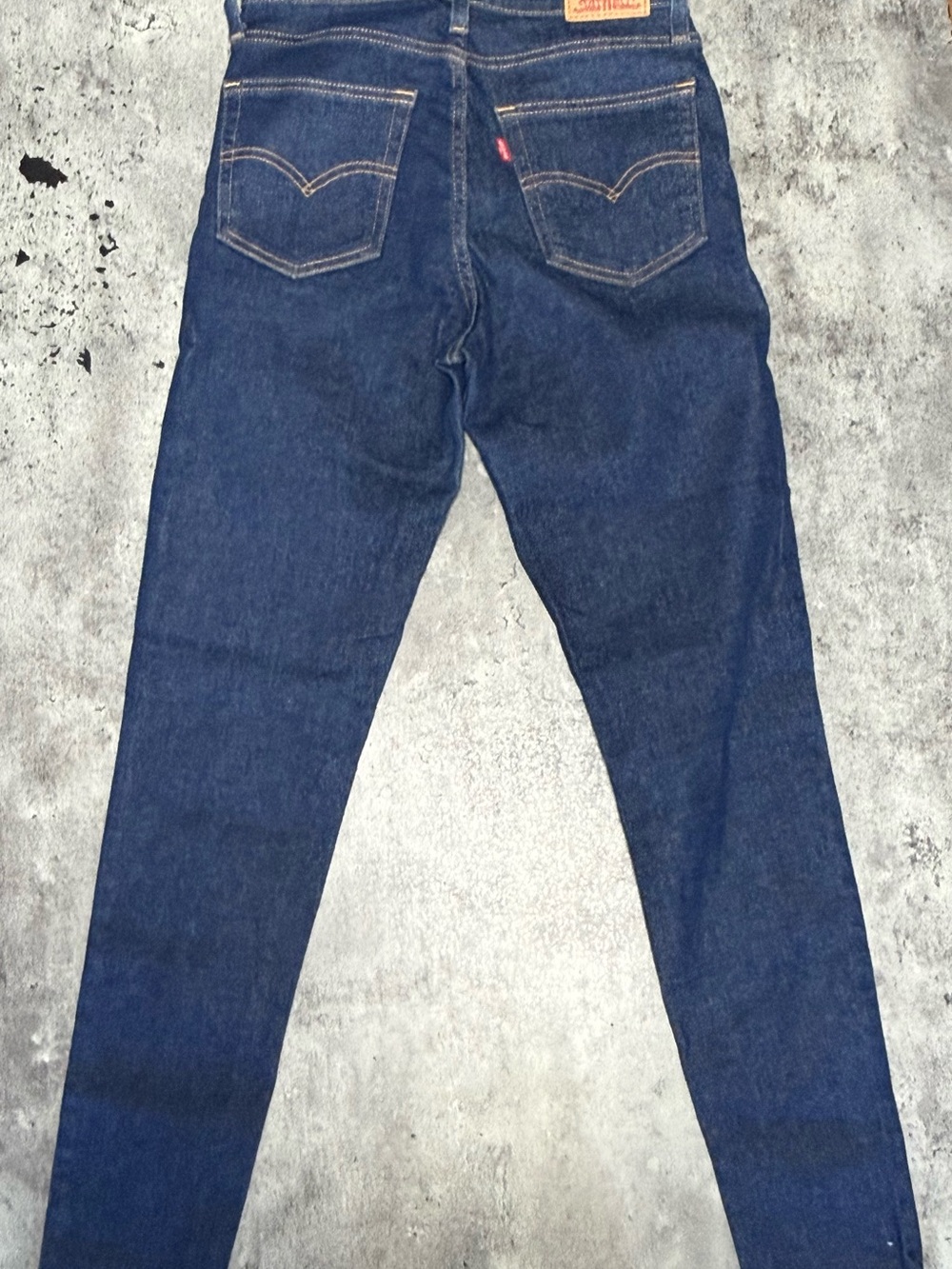 Levi’s Women’s High Rise Skinny - Picture 6 of 6